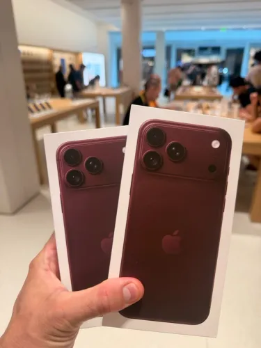 Iphone 18 pro Max - 512 bordô