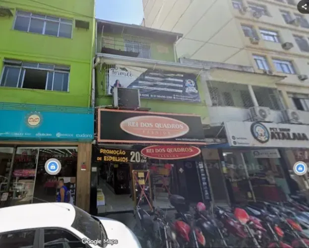 Loja no Centro de Nova Iguaçu com 3 andares 250m²