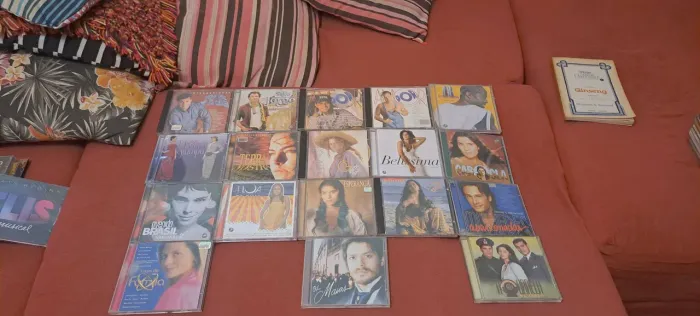 18 cds de novelas perfeitos 30,09 cada.
