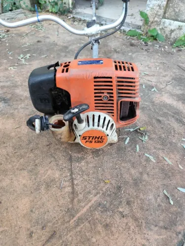 vendo roçadeira STIHL FS 130 usada