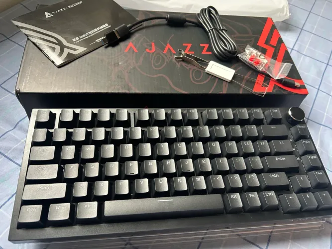 Teclado Mecânico AJAZZ AK820