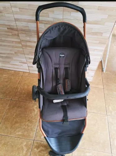 Carrinho de bebê burigotto