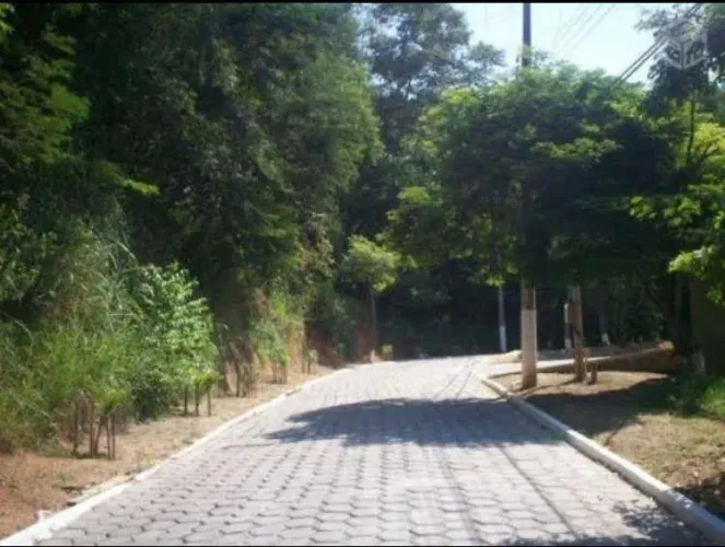 Terreno próximo à região oceanica