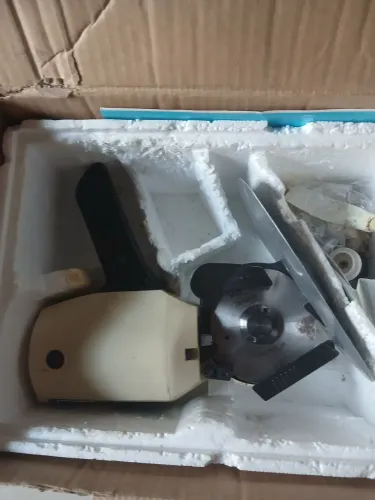 Máquina de cortar tecido