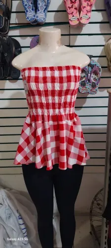 Blusas tomara que caia
