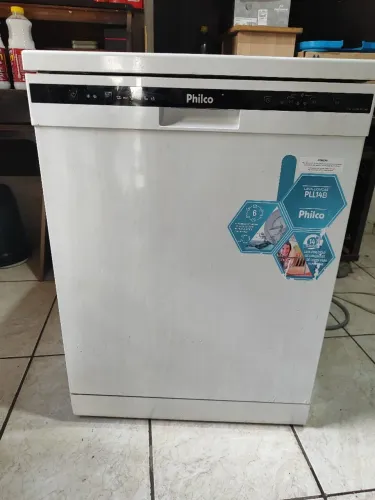 Máquina lava louças 14 serviços usada