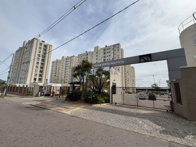 Apartamento , 02 quartos, 01 banheiros, 1 vaga, 45 metros quadrados, bairro Costa e Silva.