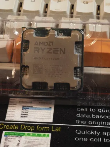 Ryzen 9 7900