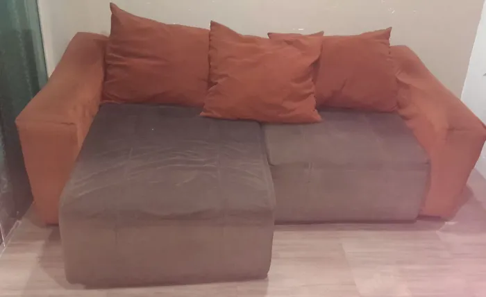 Sofá retrátil