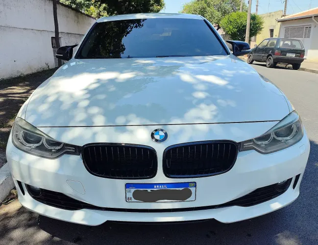 BMW 320I A 2.0 Turbo/activeflex 16V 184cv 4P 2014