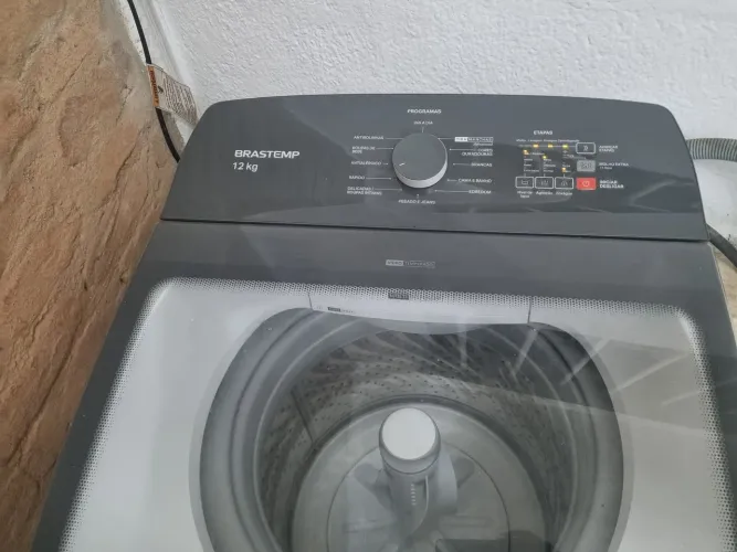 Vendo máquina de lavar funcionando em perfeito estado