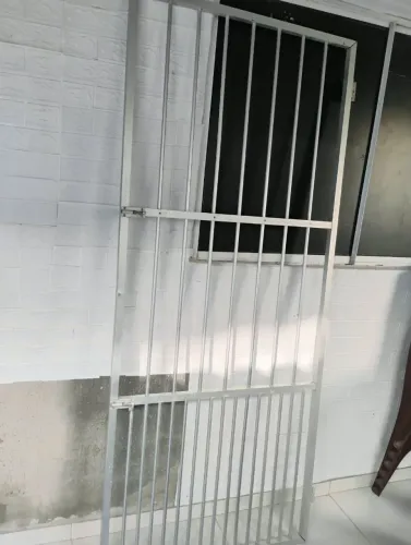Grade de Aluminío