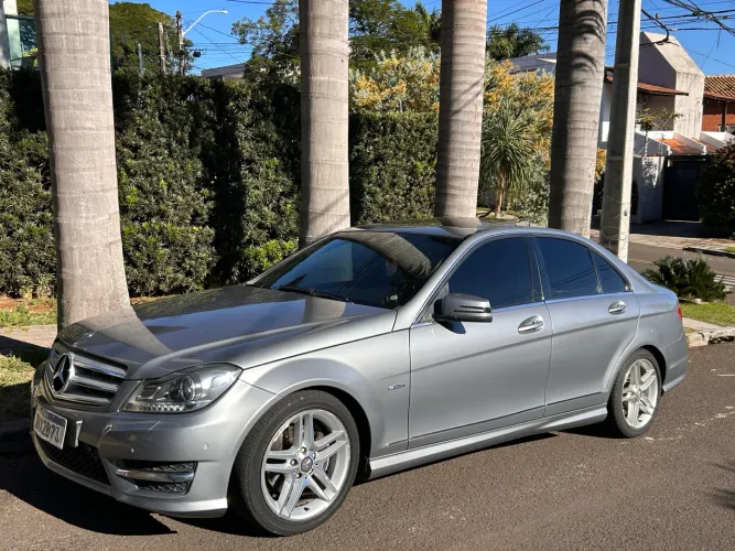 Mercedes-Benz C-250 CGI Sport 1.8 16V Aut. 2012