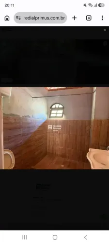 2 casa com terreno e uma estrutura para terminar ao lado