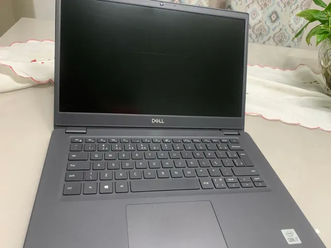 Dell Latitude 3410. Core i7. 512GB