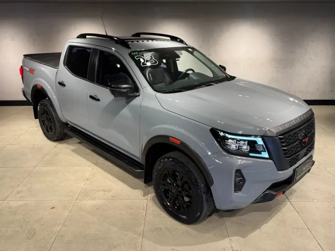 Nissan Frontier Pro4x CD 4X4 2.3 Bi-TB Die. AUT 2023