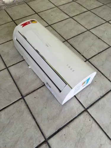 Evaporadora Springer Midea 9000 BTUs