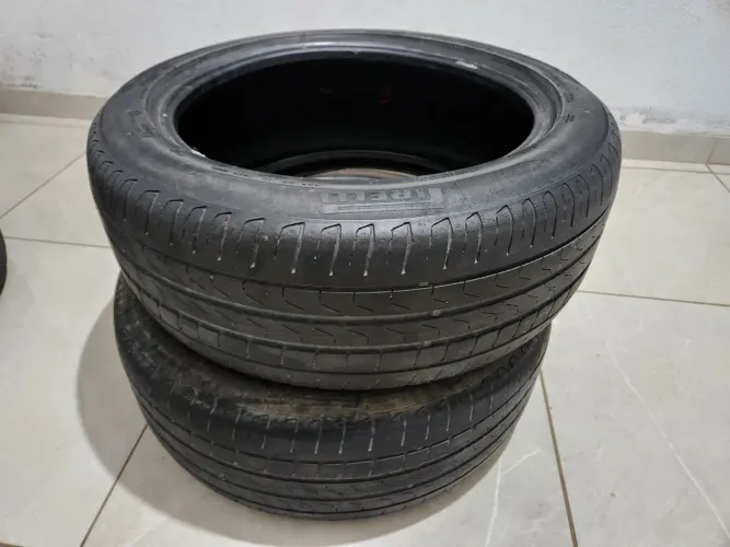 PAR DE PNEUS R17 205/50