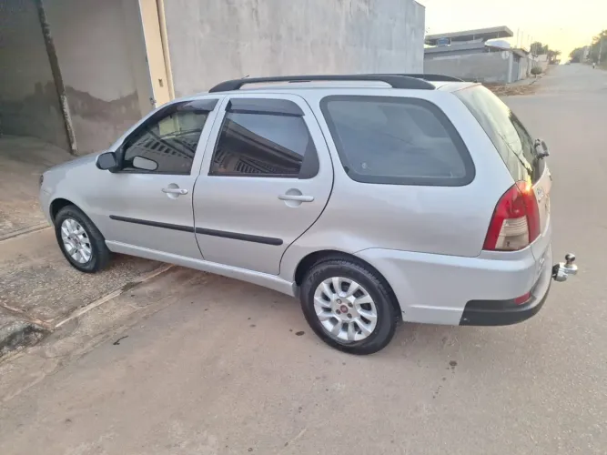 Fiat Palio Weekend HLX 1.8 MPI Flex 4P 2007
