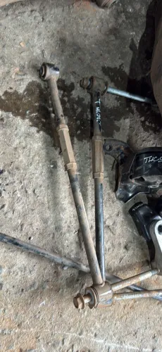 Barra suspensão trazeira tucson com regulagem cada