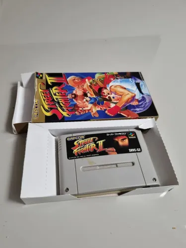 STREET FIGHTER 2 FAMICON NA CAIXA