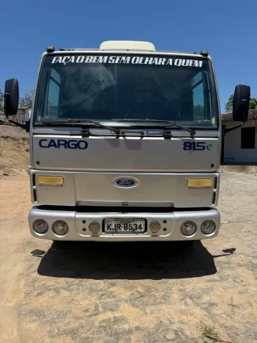 Vendo Cargo 815 - 2006