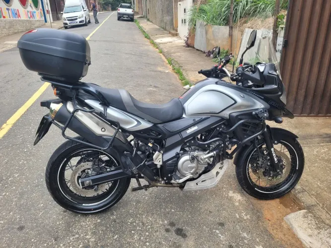 V Strom 650 lindíssima 