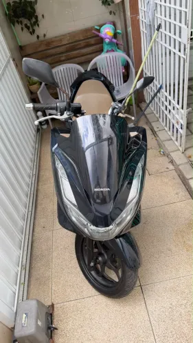PCX 2025
