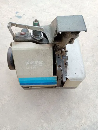 Máquina de costura overloque 