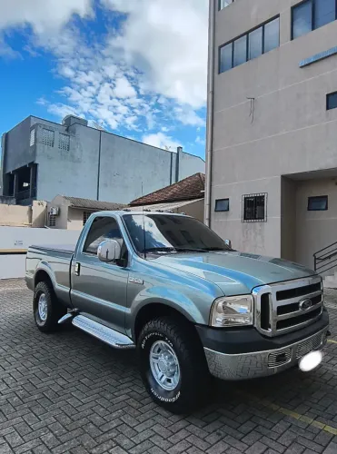 Ford F-250 XLT 3.9 4X2 Diesel TB 2010