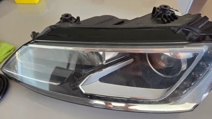 Farol xenon original jetta 2.0 tsi 2017