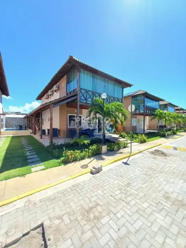 Duplex à venda tem 106 m2 com 3 quartos na Praia dos Carneiros - Tamandaré - PE