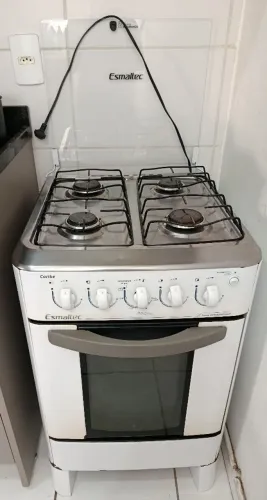 Fogão Esmaltec Caribe 4 Bocas Branco - Acendimento Total - Forno Autolimpante
