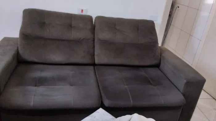 Sofá retrátil marrom