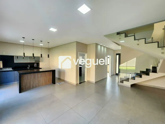 Casa em condomínio com 173m² com 3 quartos, 3 suítes para alugar no bairro Vila do Golfe,