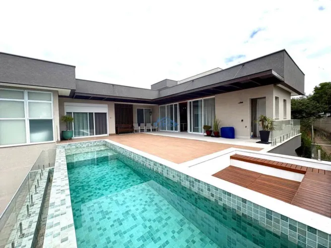 Casa à venda e para alugar em Santana de Parnaíba, Alphaville, com 4 suítes, com 898 m², G