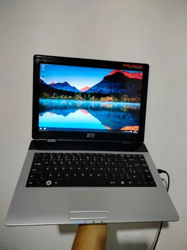 NOTEBOOK STI 4GB CONSERVADO 