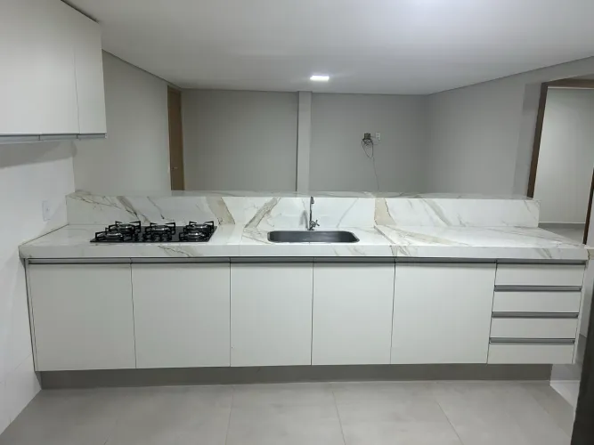 Lindo apartamento de 2 quartos em Santa Maria Sul