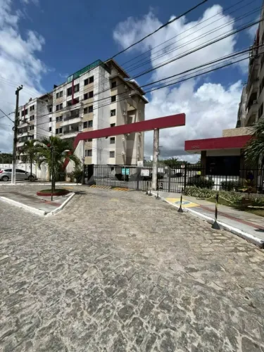 Vista Marina: Apartamento com Cozinha Planejada e Área de Lazer