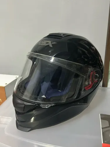 Capacete ASX