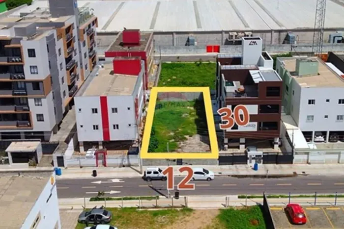 Bairro Aeroclube, a poucos metros do novo Parque da Cidade (em obras), e da RedeCompras e