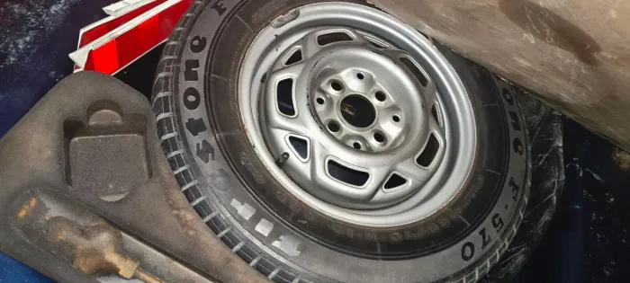 Estepe Aro 13 com Pneu Firestone 