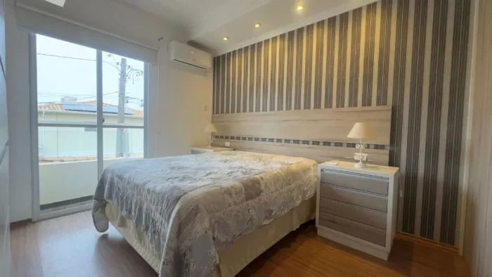 Casa com 3 dormitórios à venda, 93 m² por R$ 790.000 - Condomínio Village Salermo - Soroca