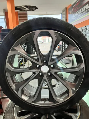 RODAS ARO 20 5x114,3?,MUITO NOVA , OBS : O VALOR SÃO SÓ DAS RODAS SEM OS PNEUS 