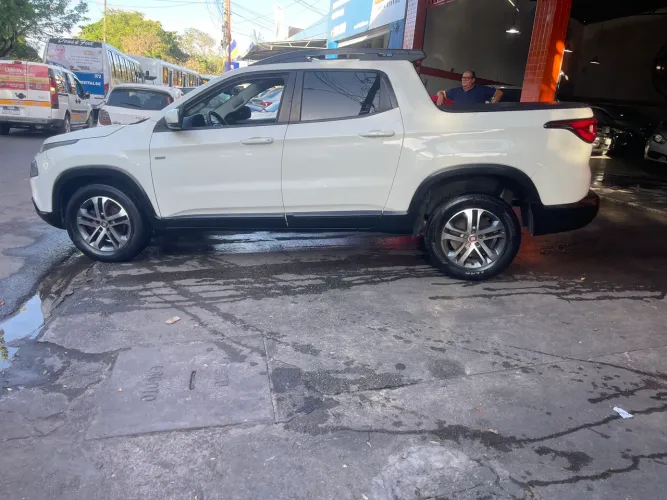 Fiat Toro Freedom 2.0 16V 4X4 TB Diesel Mec. 2017