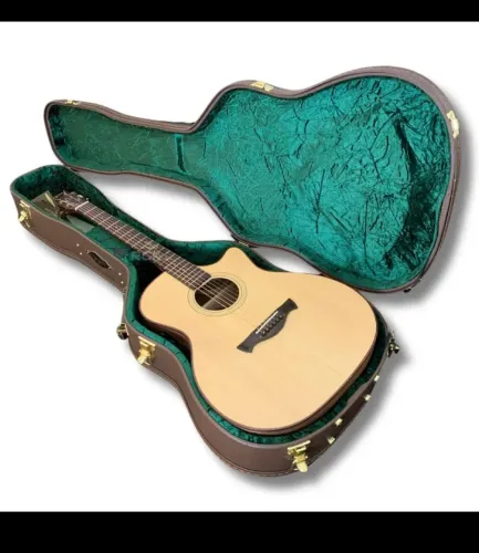 VIOLÃO CACAU SANTOS COM CASE