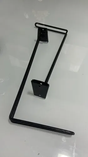 Suporte de parede metal preto tipo arara cabideiro