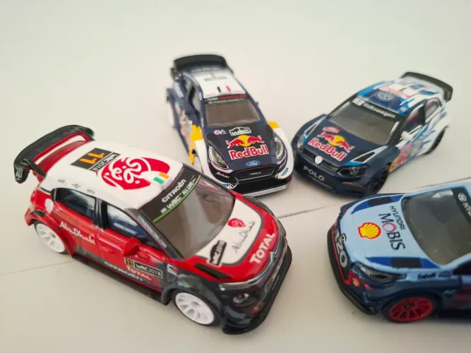 Lote miniatura de rally Majorette escala 1:61