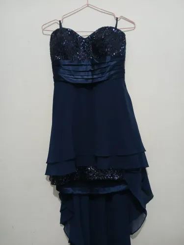 Vestido azul curto festa