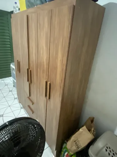 vendo guarda-roupa pequeno